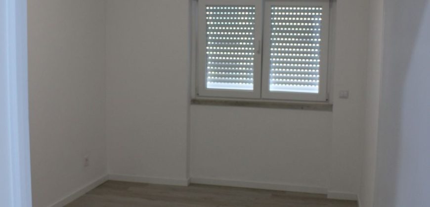 Apartamento T3 em Almada