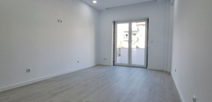 Apartamento T2 no Laranjeiro