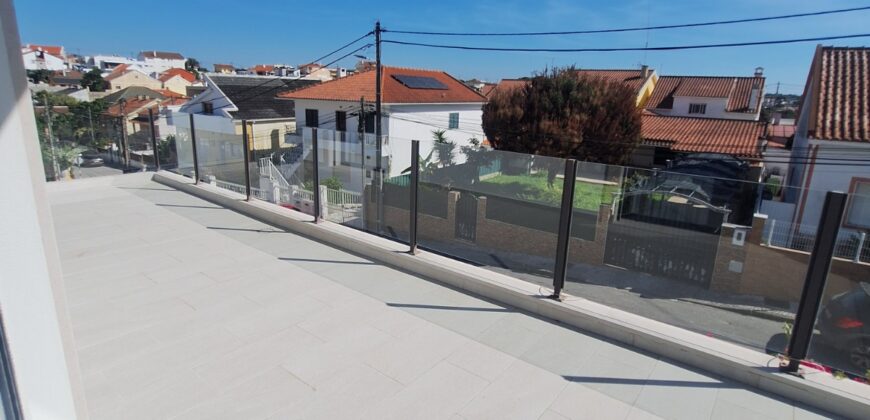 Moradia V4 em Almada