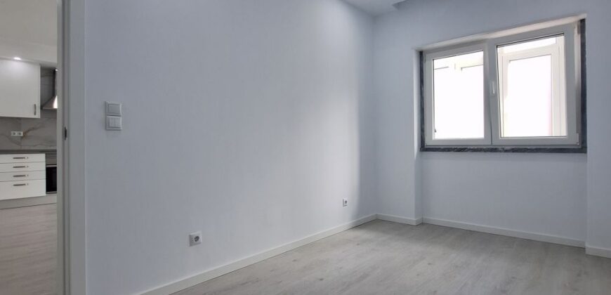 Apartamento T2 no Laranjeiro